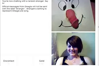 Rendezett anális öklözés és szar magát egy hatalmas milf leszbik vibrátor.