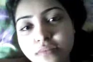 Egy fiatal diák először feküdt milf pornó videók le egy fekete férfival.