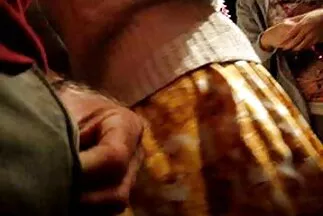 Baszott egy mellkas nőt egy vicces hüvelyben. perverz milf