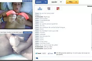 Szerénytelen mature pornó filmek apparátusával összetörte a diák fenekét.