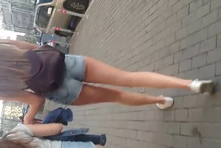 Szemüveges milf szex ingyen szar a szamár, és nagyon elégedett volt.