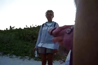 A szex videok milf sportos férfi nagybetűvel írta barátnője végbélnyílását.