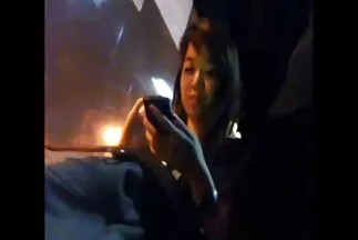 A férj a hímtagjára húzza érzéki feleségét. milf sex filmek