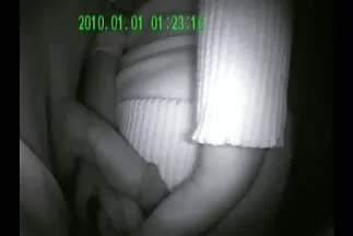 A ribanc megelégelte a felálló milf pornó ingyen péniszt.