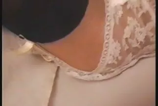 Két fantasztikus csaj szar milf leszbik a seggben.