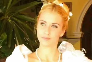Hihetetlenül milf pornó videók álló tag egy fekete nőt szar a seggébe.