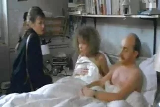Busty lány szar a lyukba nagymellű milfek egy kitartó fiatalember.